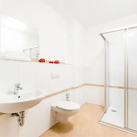 Anna - Duesseldorf - Otel 3*