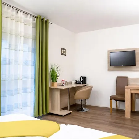 Anna - Duesseldorf - Hilden