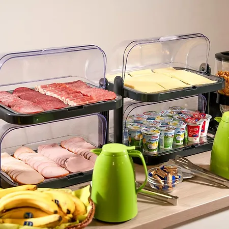 Anna - Duesseldorf - 3*