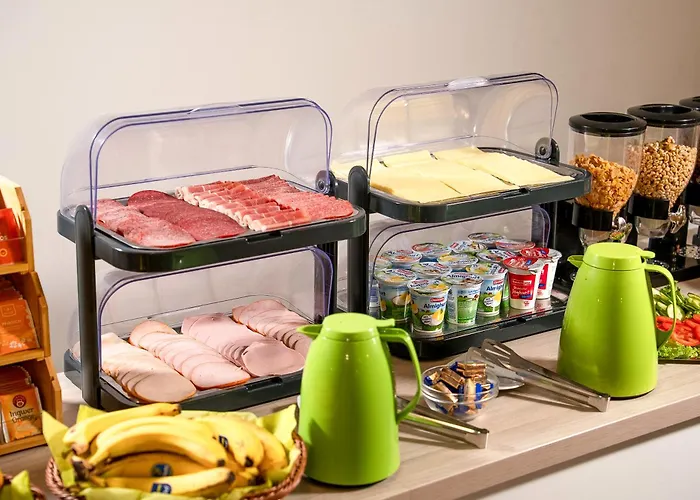 Anna - Duesseldorf - 3*