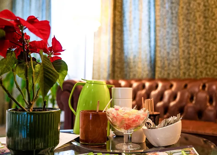 Anna - Duesseldorf - Hotel Hilden